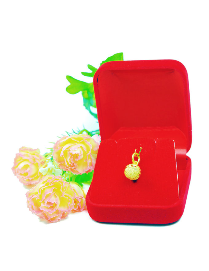 จี้ ทองคำแท้ รูปถุงเงินถุงทอง ตัดลาย หนัก 1/2 สลึง จี้ ทองคำแท้ รูปถุงเงินถุงทอง ตัดลาย หนัก 1/2 สลึง