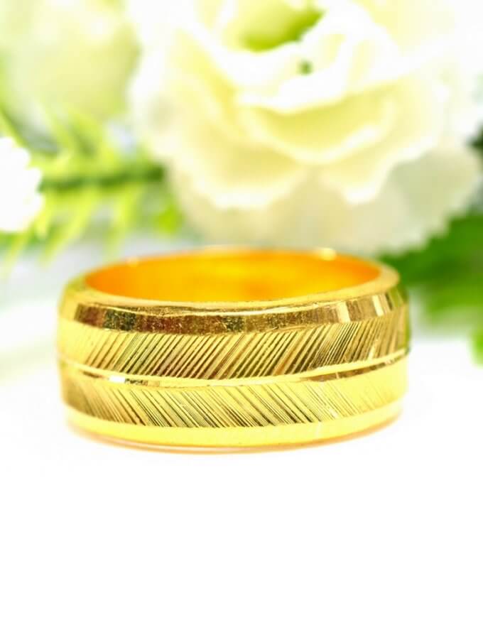 แหวน ทองคำแท้ ลายลูกคิด ตัดลายใบไม้ หนัก 2 สลึง