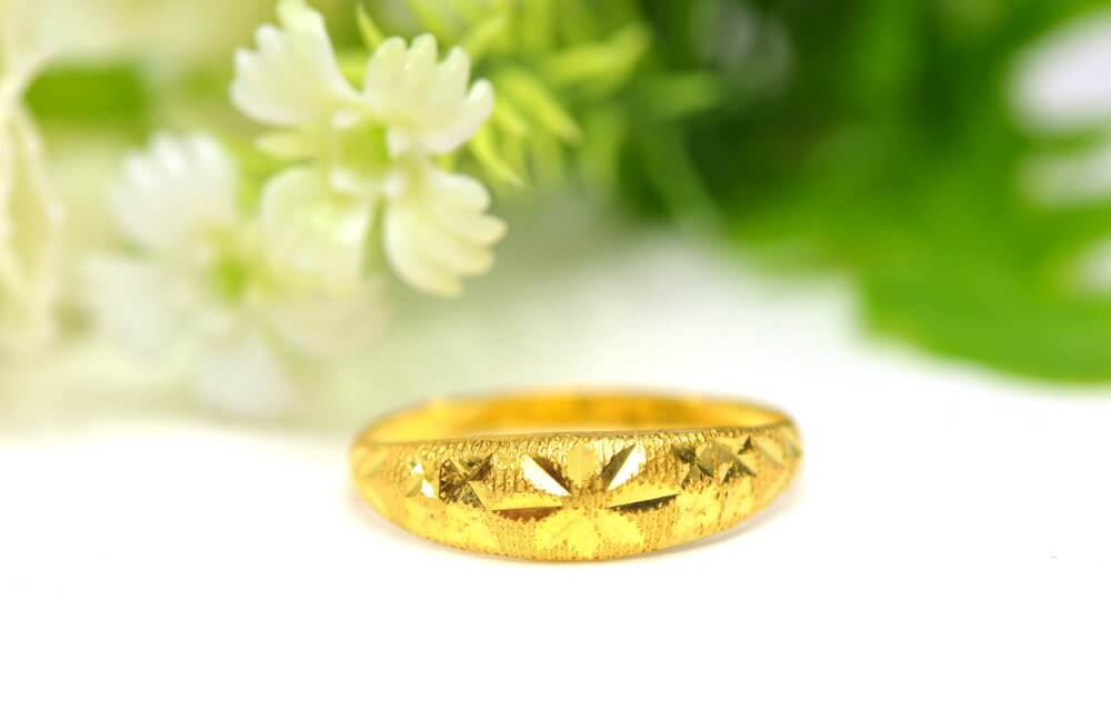 แหวน ทอง