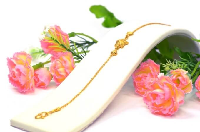 สร้อยข้อมือ ทองคำ 1 สลึง ลายโซ่แบน คั่นดาว