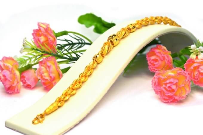 สร้อยข้อมือ ทองคำ 1 บาท ลายลูกเดือย คั่นโอ่งมีนา